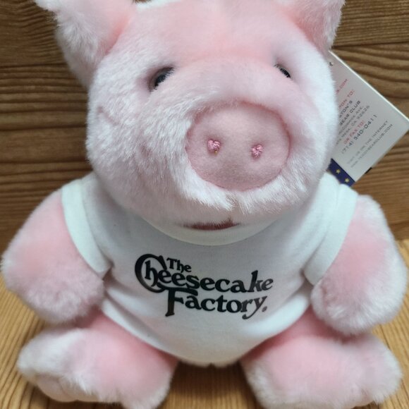 Pinky Pig Cheesecake Factory 2004 Herrington Teddy Bears Plush (NEW) - Picture 1 of 8